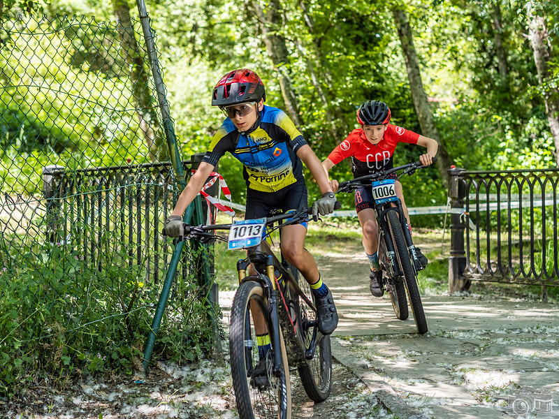 Saúl López exerce de anfitrión e de gañador na Copa Galicia XCO de Maceda