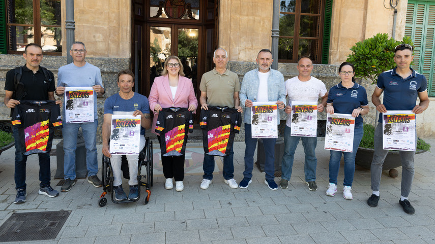 Llucmajor-acoge-la-presentacion-oficial-del-Campeonato-de-Baleares-de-Contrarreloj-y-Ruta-2025