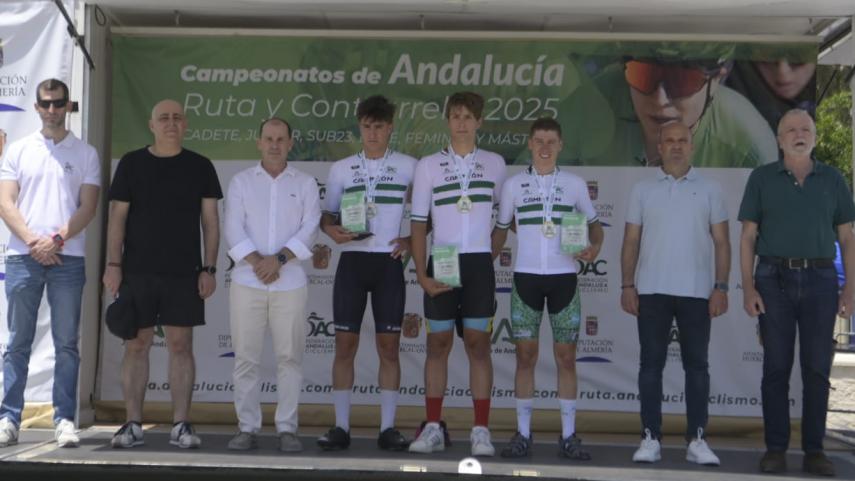 Los-primeros-titulos-de-campeones-en-linea-2025-se-reparten-en-Huercal-Overa-