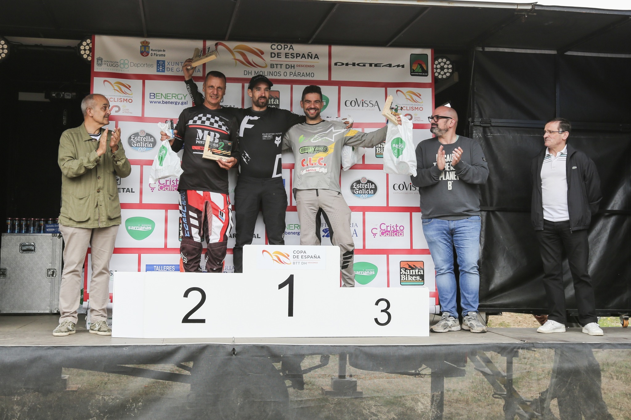 Marco Veiga e Arantxa Gómez rubrican terceiros postos scratch no DH Molinos O Páramo