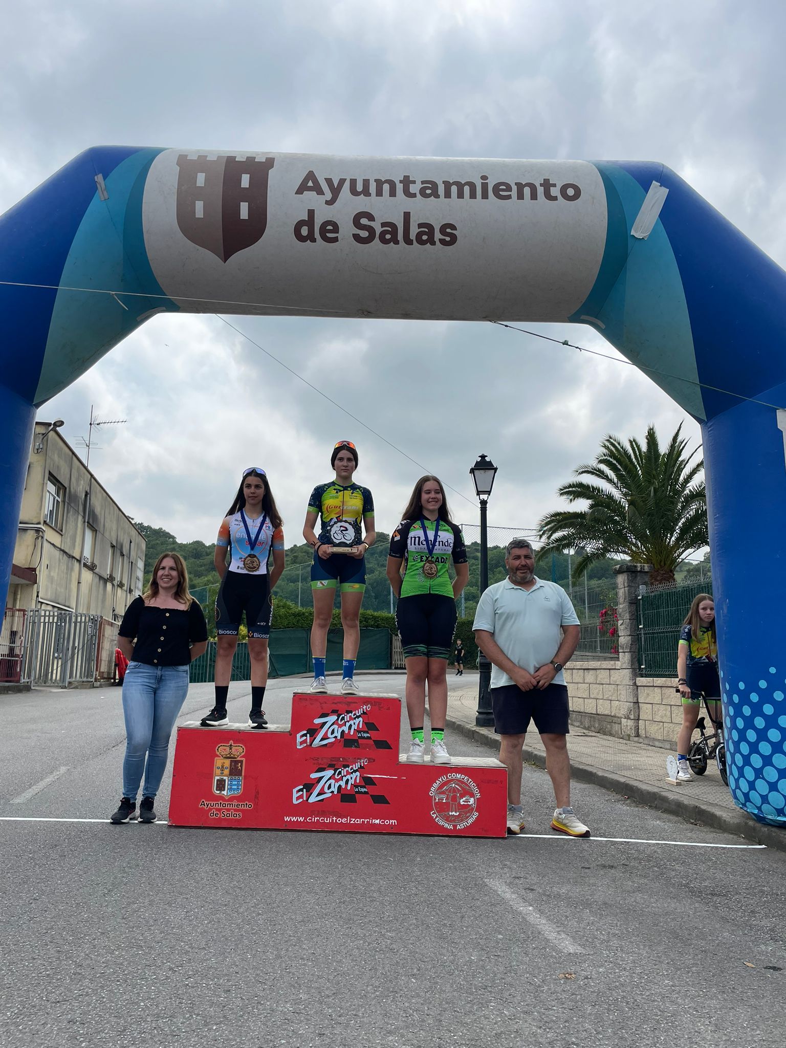 Éxito de participación en el Trofeo Salas 2025 de ciclismo base