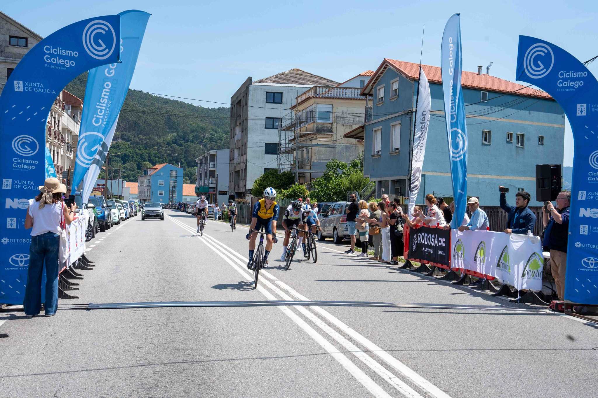 Tomás Pombo asina a primeira vitoria galega no palmarés da Domaio Heroica - Desafío Delio Fernández