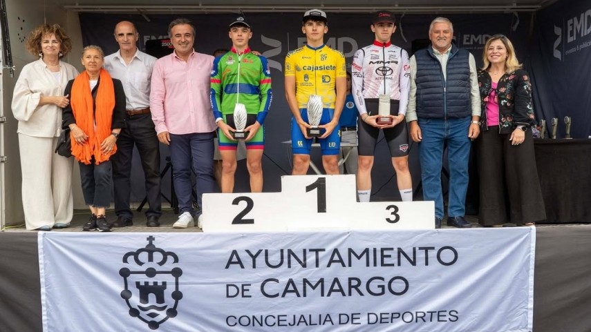 Dario-Gimeno-se-lleva-el-Trofeo-San-Juan-en-Camargo
