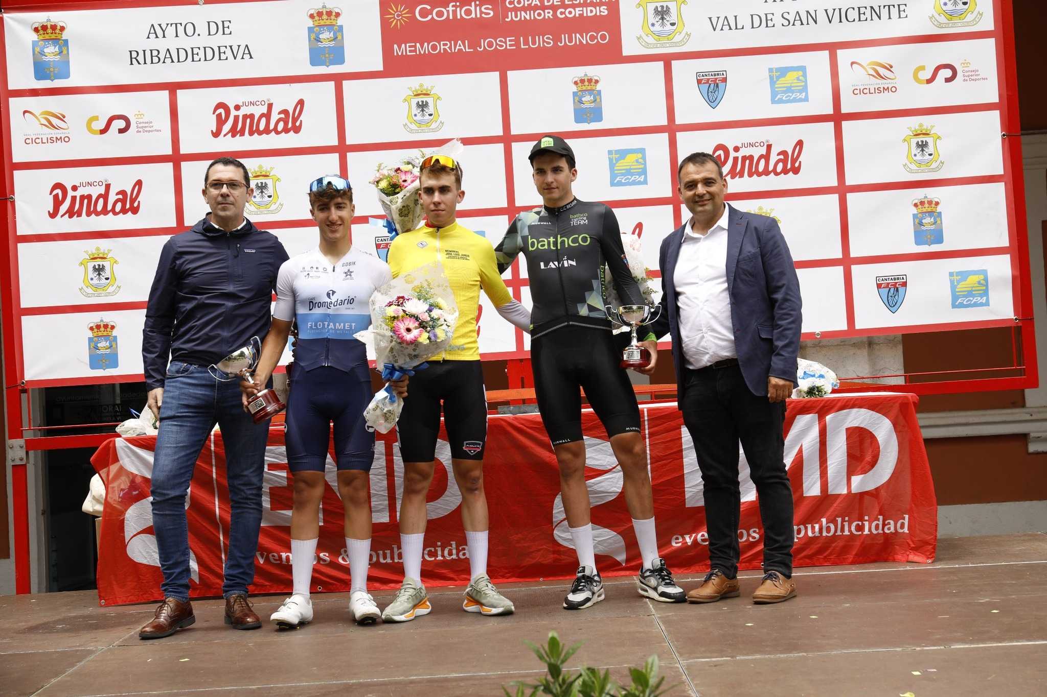 Noval se exhibe para triunfar en el Memorial José Luis Junco de la Copa de España Junior Cofidis