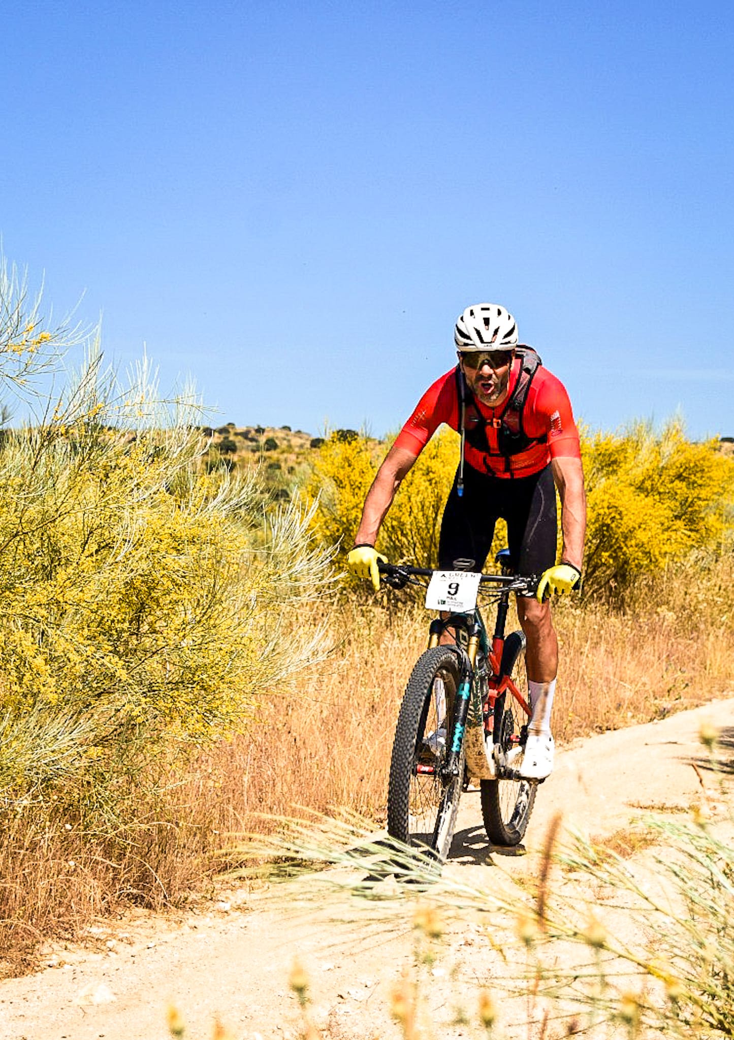ALEJANDRO FERNÁNDEZ Y SAELMA COELHO VENCEN EN SUMMERBIKE