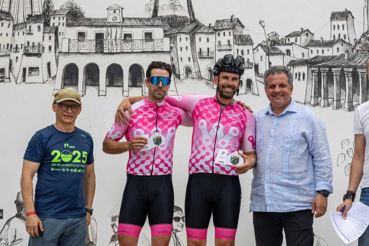 PARLA FUE UNA FIESTA DEL CICLISMO CON LA CELEBRACIÓN DE SU XXV MARCHA CICLOTURISTA