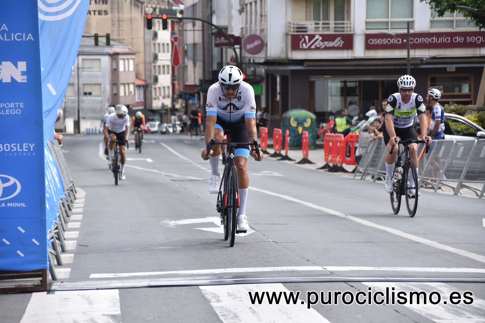 O máster-30 Adán Fra imponse ao esprint no Campionato de Galicia - Trofeo Concello de Ordes