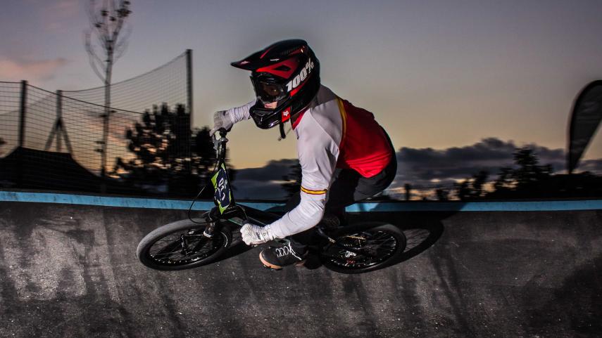 El-Pumptrack-Nocturno-de-Mondariz-da-continuidad-a-la-Copa-de-Espana-