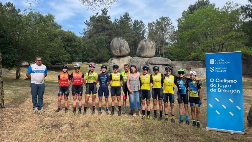 Marin-e-Outeiro-de-Rei-dobre-Xornada-de-Tecnificacion-para-cadetes-e-infantis-de-XCO