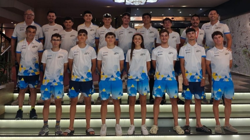 La-Seleccion-Canaria-Junior-y-Sub-23-ya-en-Granada-para-diosputar-los-Nacionales-de-Ruta