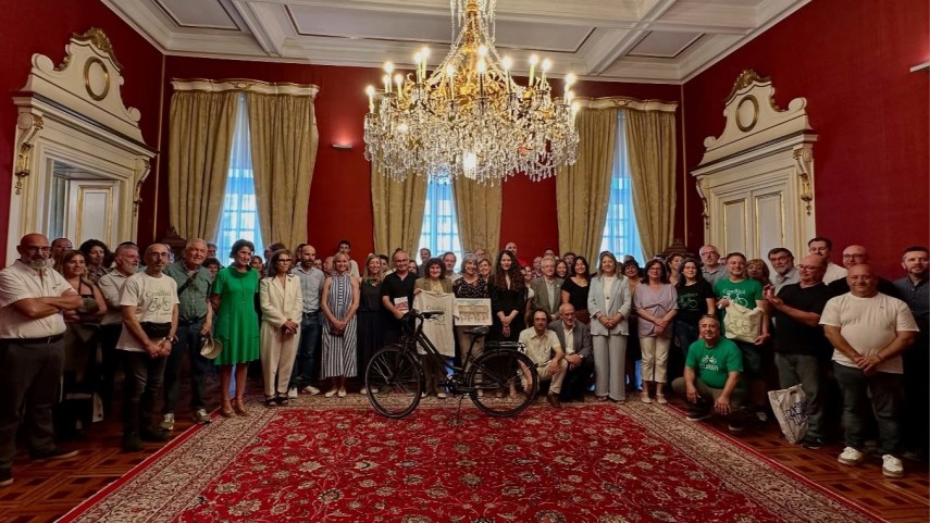 Santiago-de-Compostela-acolle-o-21-Congreso-Iberico-A�A-Bicicleta-e-a-CidadeA�-