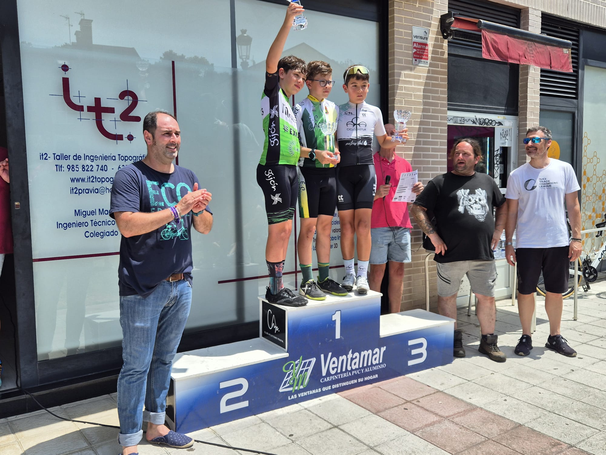 Concluye con éxito el Trofeo Escuelas Villa de Pravia