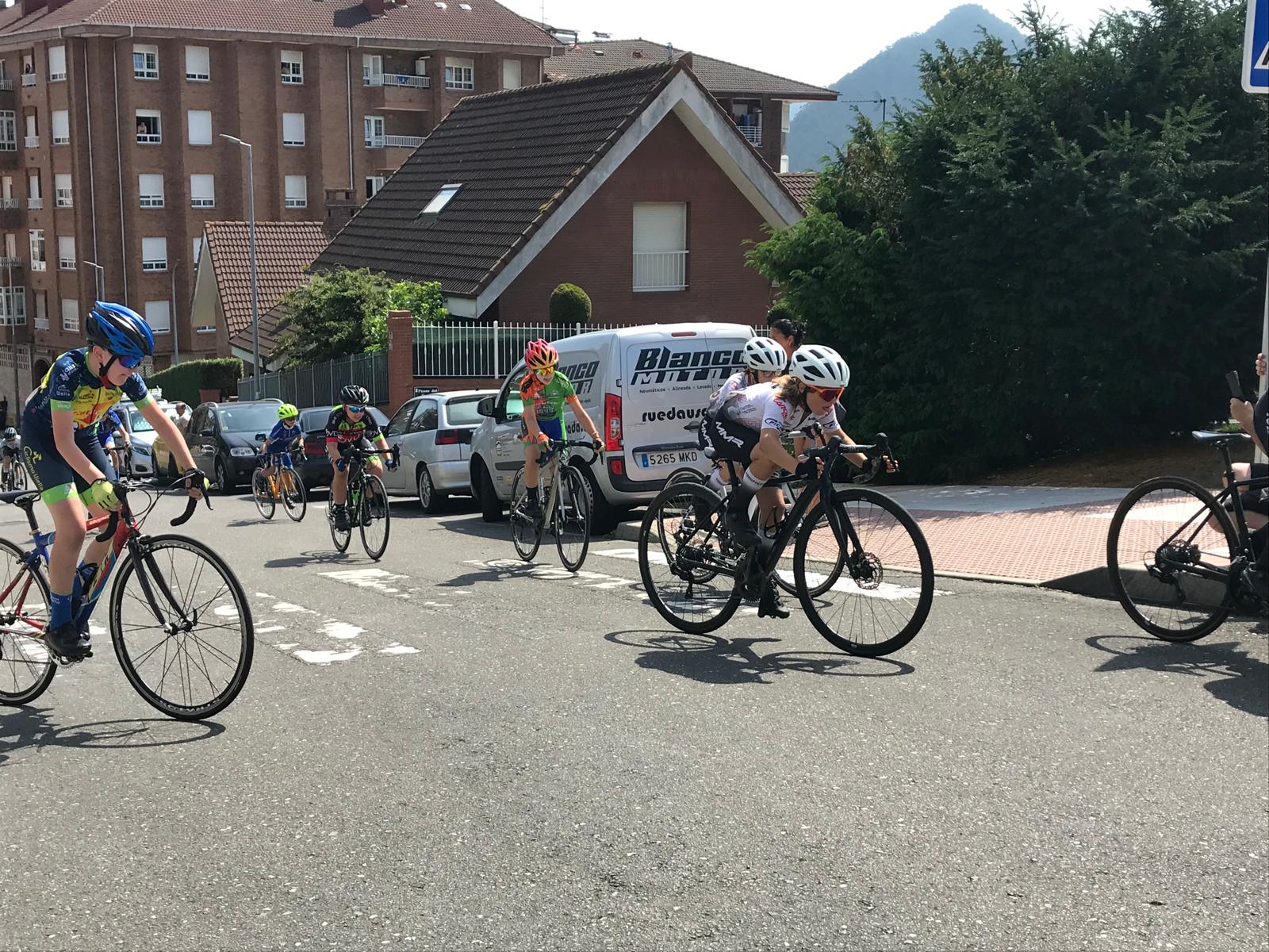Concluye con éxito el Trofeo Escuelas Villa de Pravia