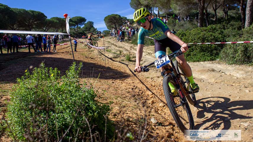 Ganadores-finales-del-Circuito-Provincial-de-Cadiz-BTT-XCO-2025