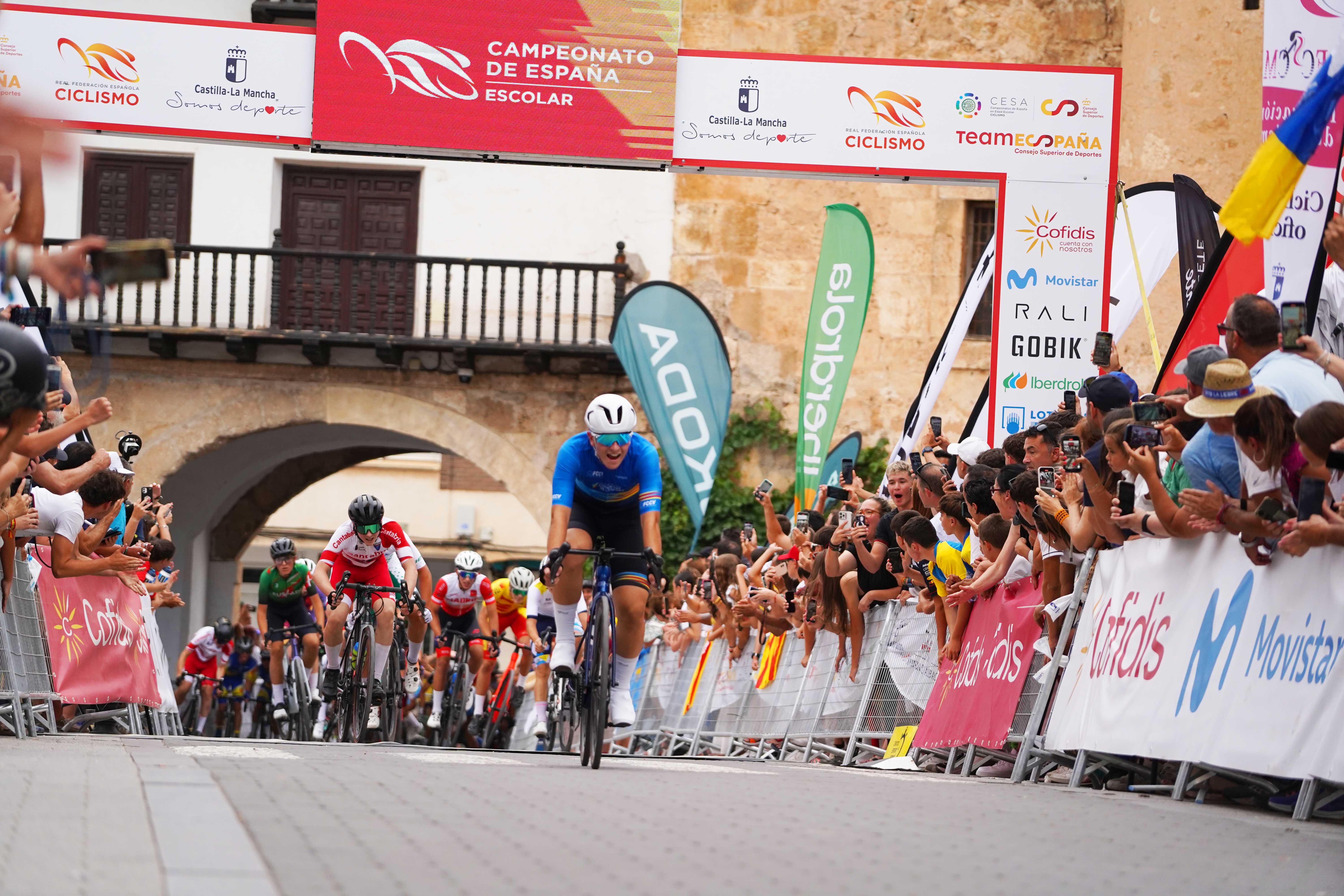 Cantabria Medalla de Oro por equipos en la prueba infantil masculina en los Campeonatos de España JJDDEE de Ciclismo en Albacete