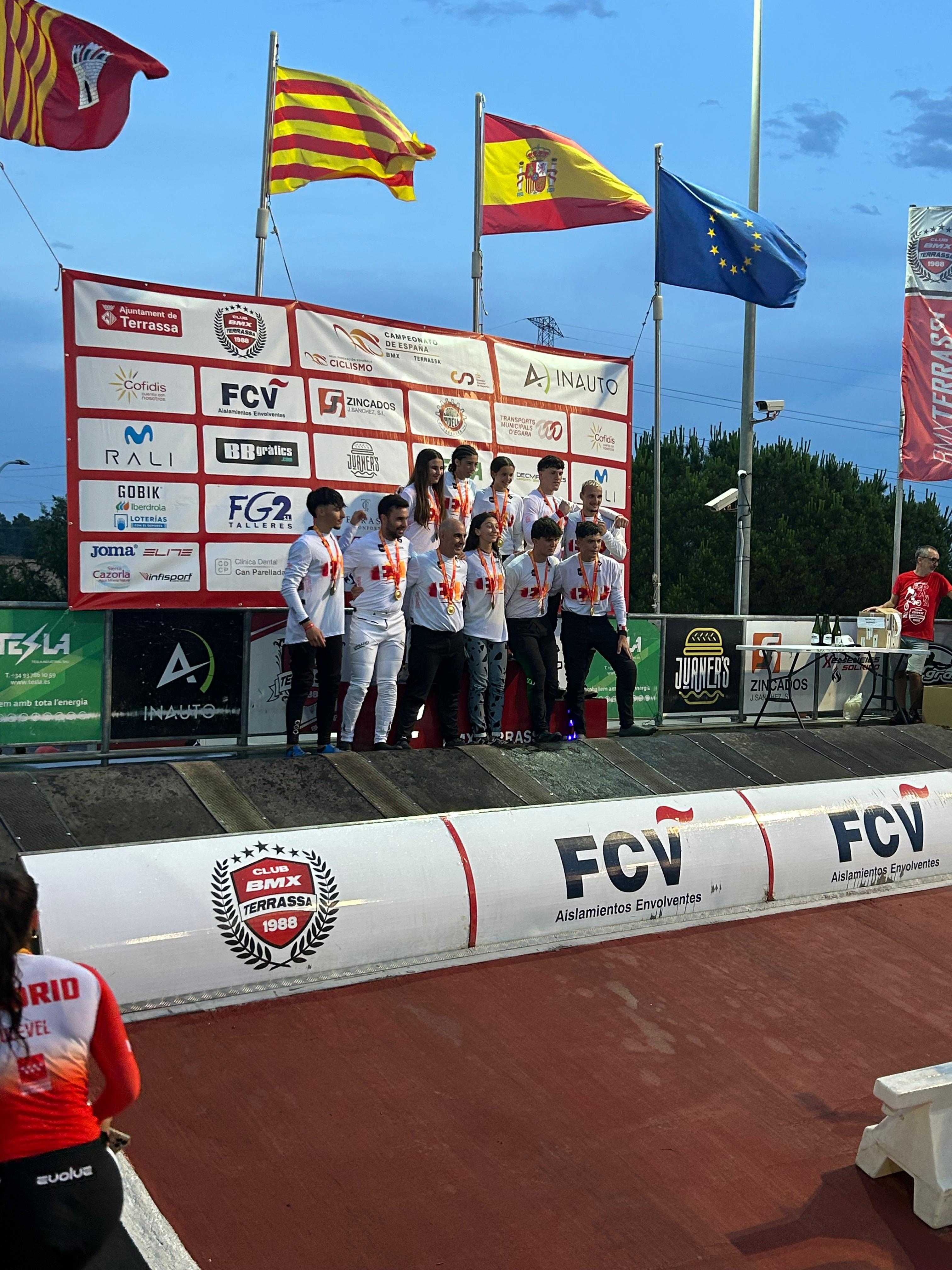 Marc Román y Mariona Calvis se proclaman campeones de España de BMX Racing en Terrassa