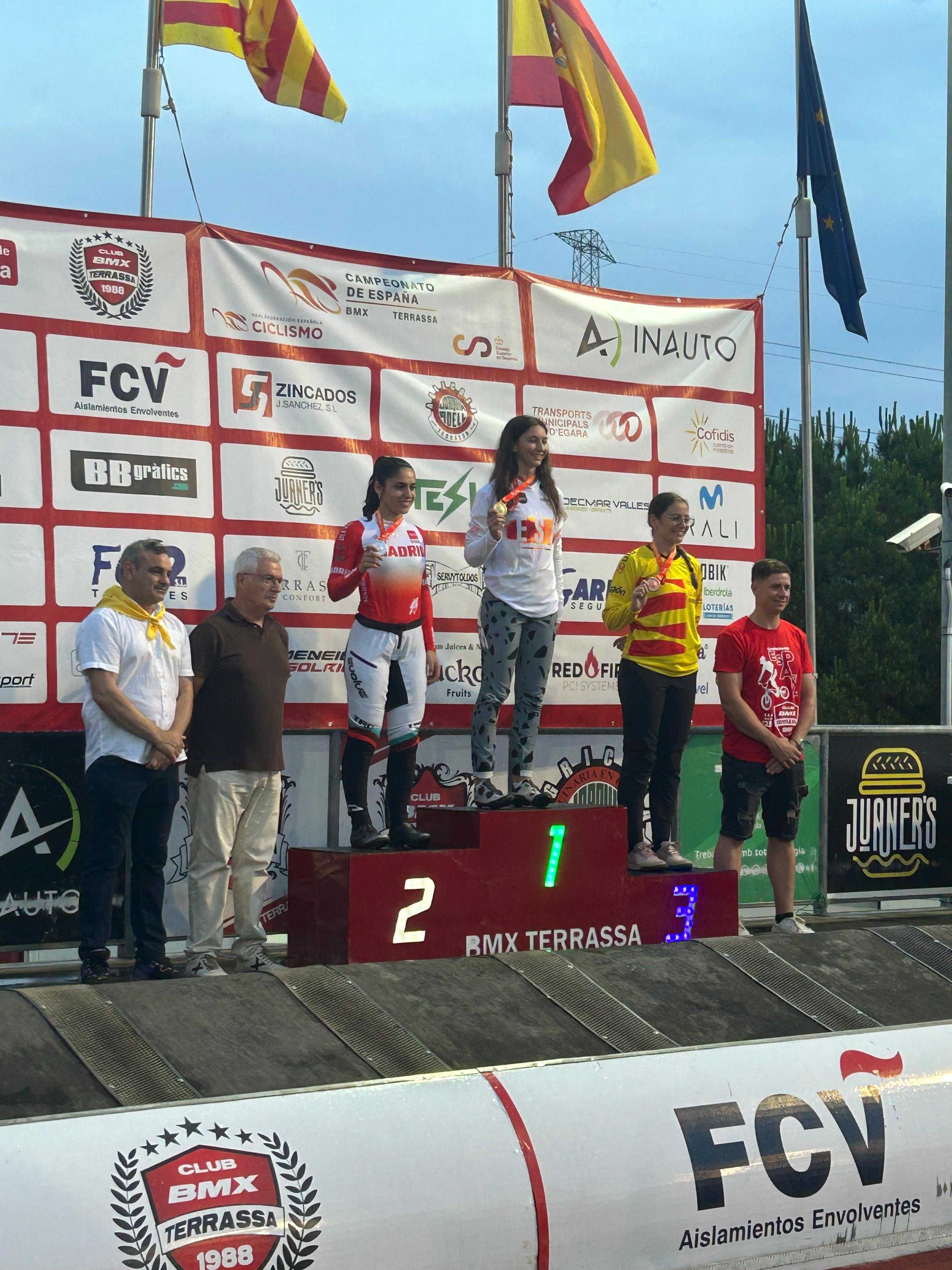 Marc Román y Mariona Calvis se proclaman campeones de España de BMX Racing en Terrassa