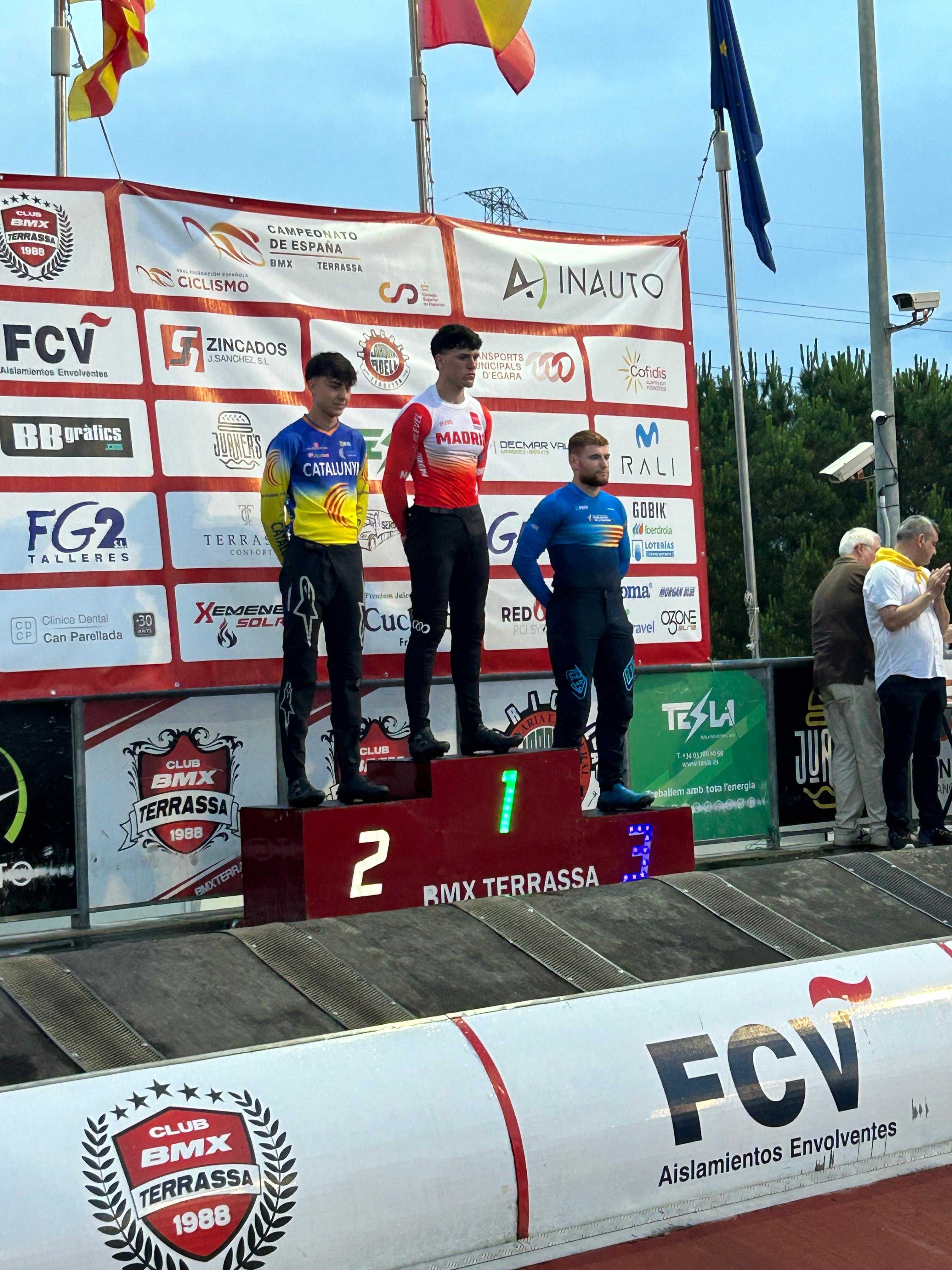 Marc Román y Mariona Calvis se proclaman campeones de España de BMX Racing en Terrassa