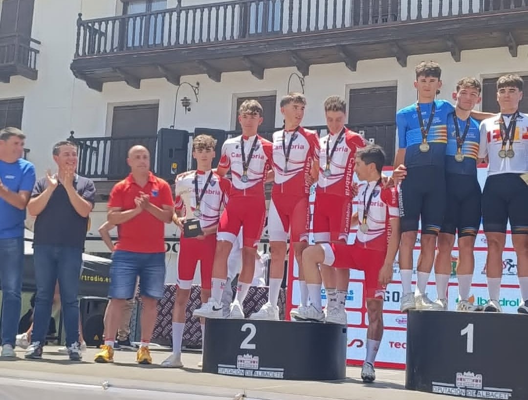 La selección cántabra cadete consigue tres medallas en los Campeonatos de España JJDDEE