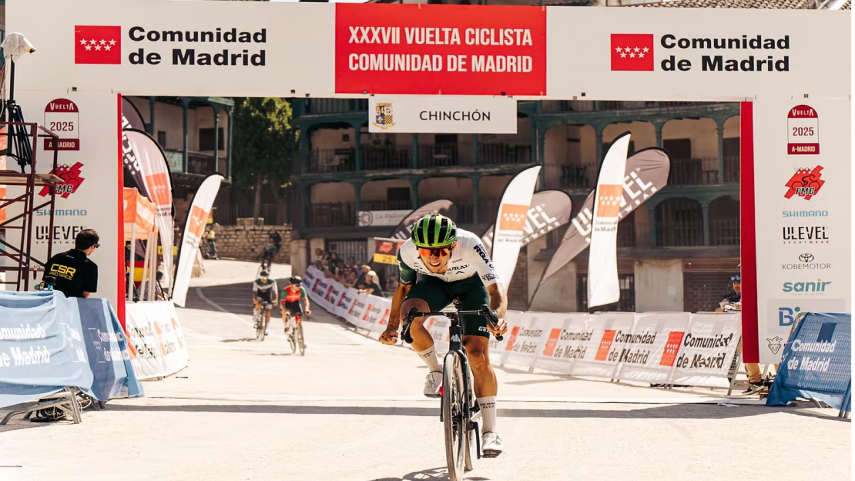 DANI-CEPA-CAJA-RURAL-ALEA-SUPERA-EL-STERRATO-GANA-EN-CHINCHoN-Y-ES-EL-NUEVO-LiDER-DE-LA-VUELTA-A-MADRID