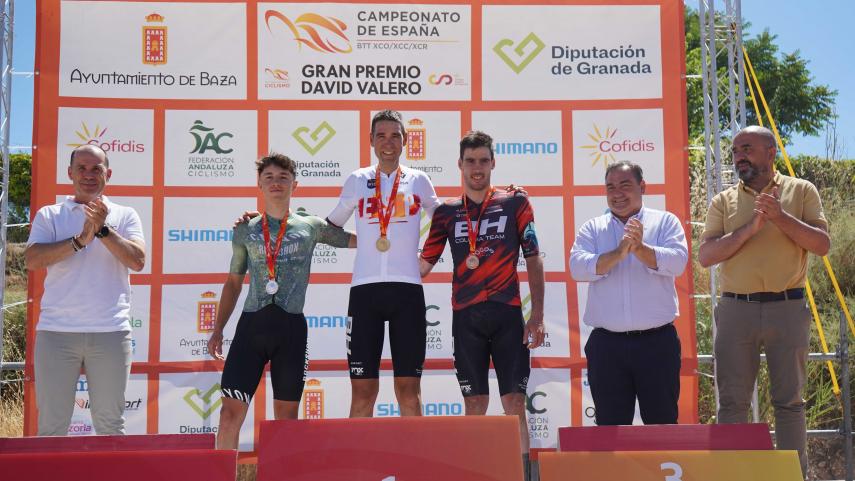 David-Valero-Marta-Cano-y-Benjamin-Noval-protagonistas-del-Campeonato-de-Espana-de-XCO-de-Baza