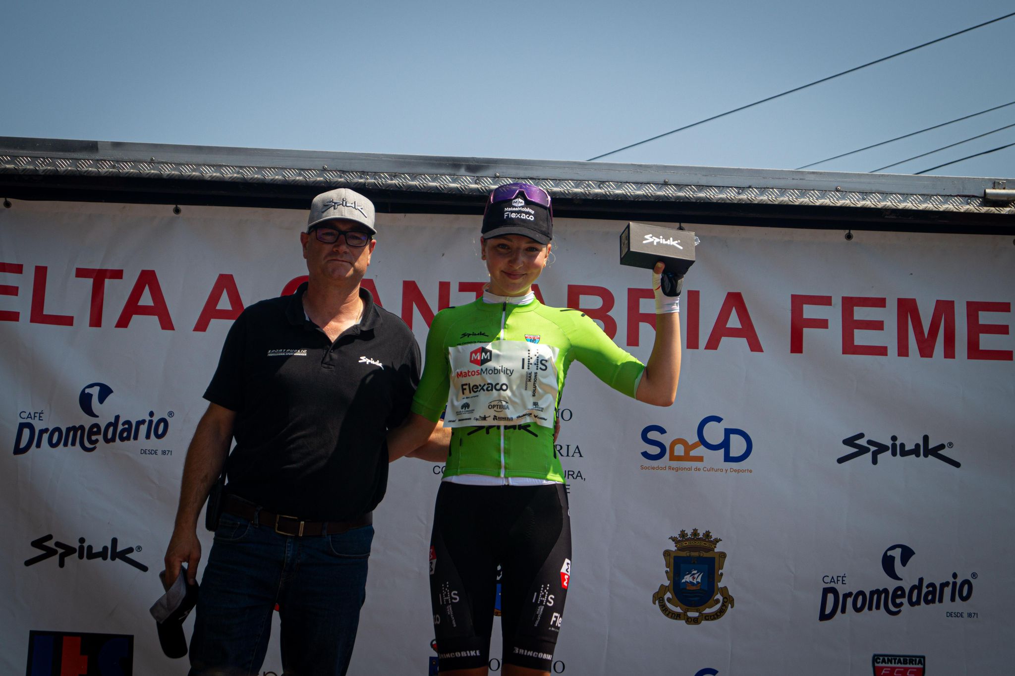 De la Roca y Spikarova se llevan la Vuelta a Cantabria Femenina