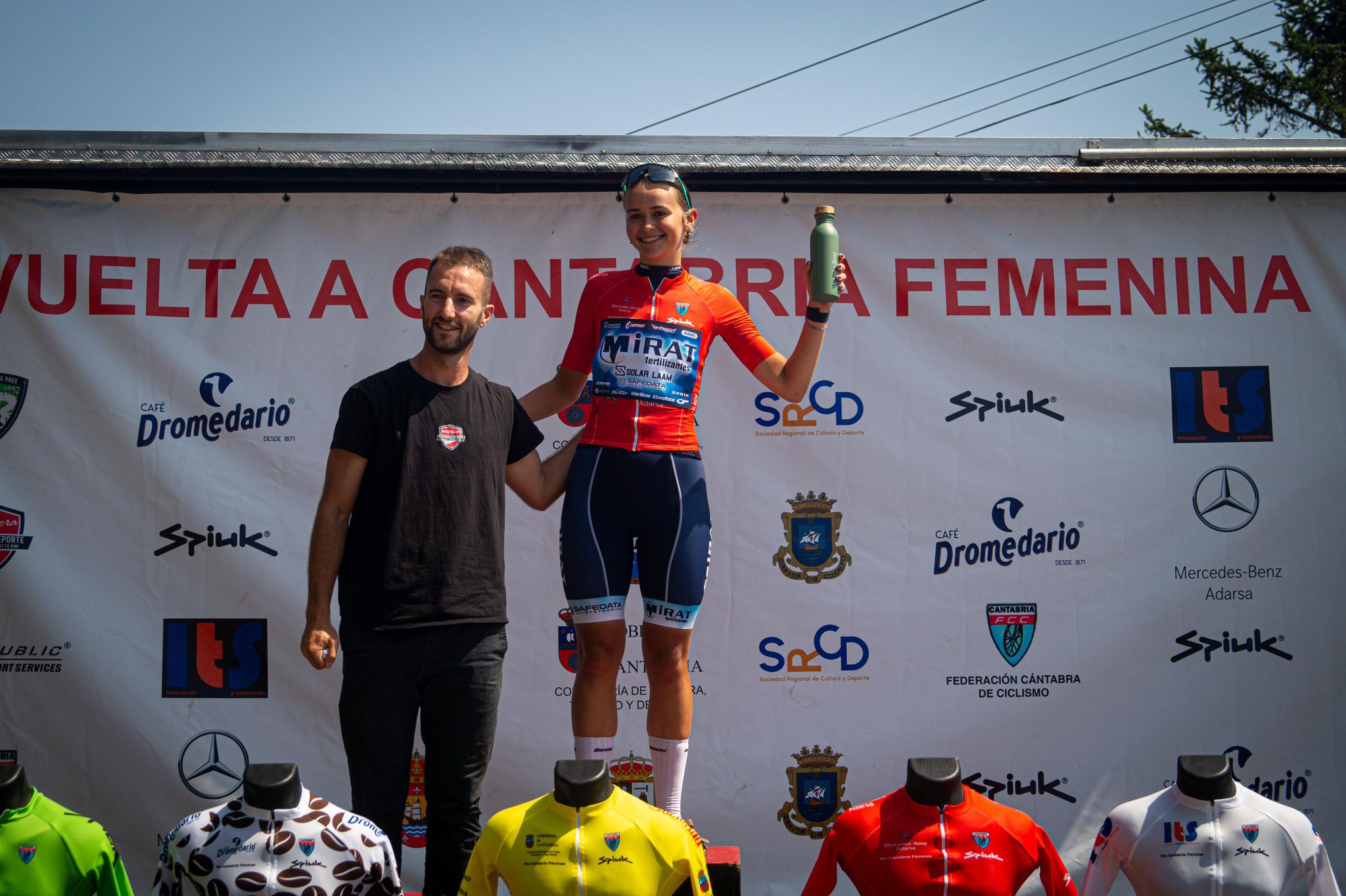 De la Roca y Spikarova se llevan la Vuelta a Cantabria Femenina