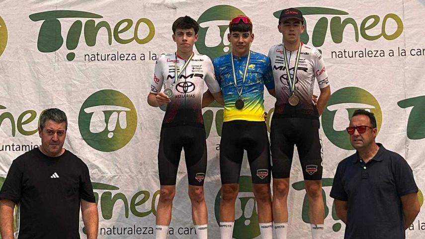 Aumente-campeon-de-Asturias-en-el-Rindion