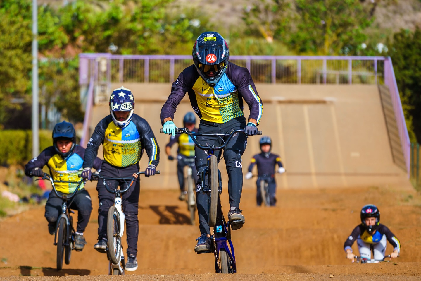 Continua celebrandose la Tecnificacion  del Pro-bmx Clinic Ciudad de la Laguna