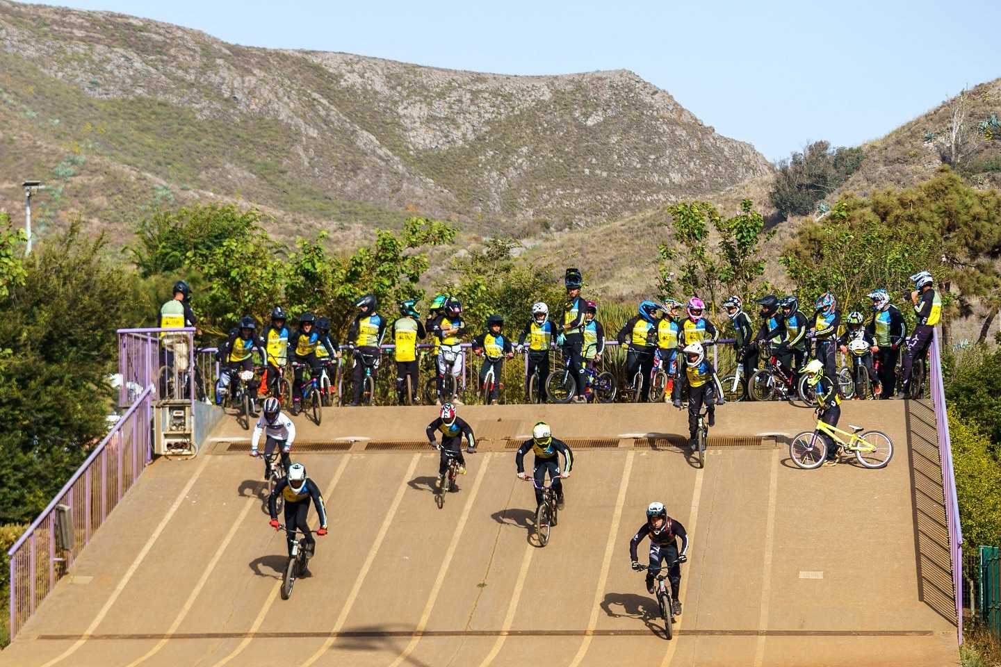 Continua celebrandose la Tecnificacion  del Pro-bmx Clinic Ciudad de la Laguna