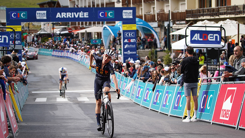 Pablo-Torres-noveno-en-la-antepenultima-etapa-del-Tour-del-Porvenir