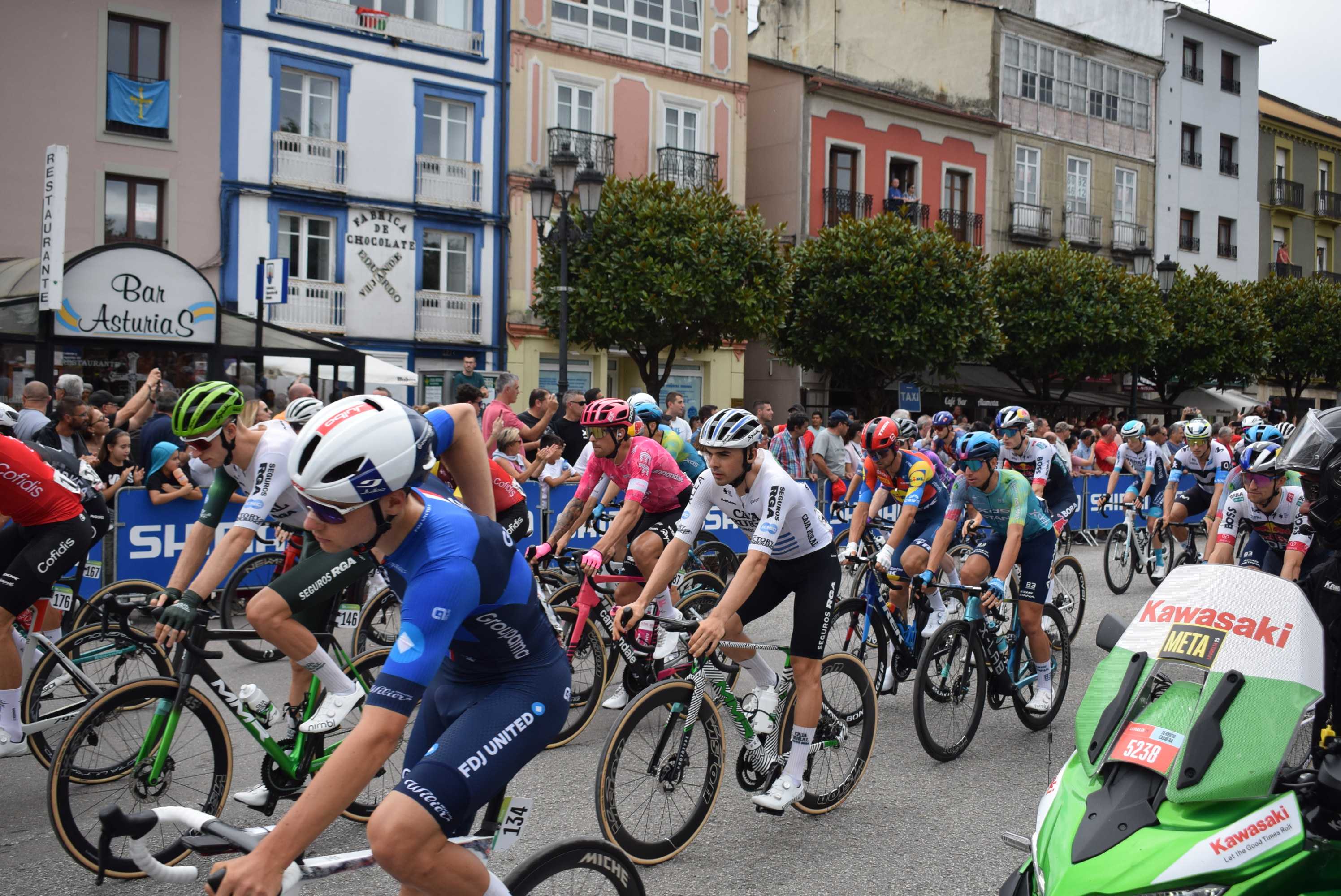Asturias vivió el gran espectáculo de la Vuelta a España