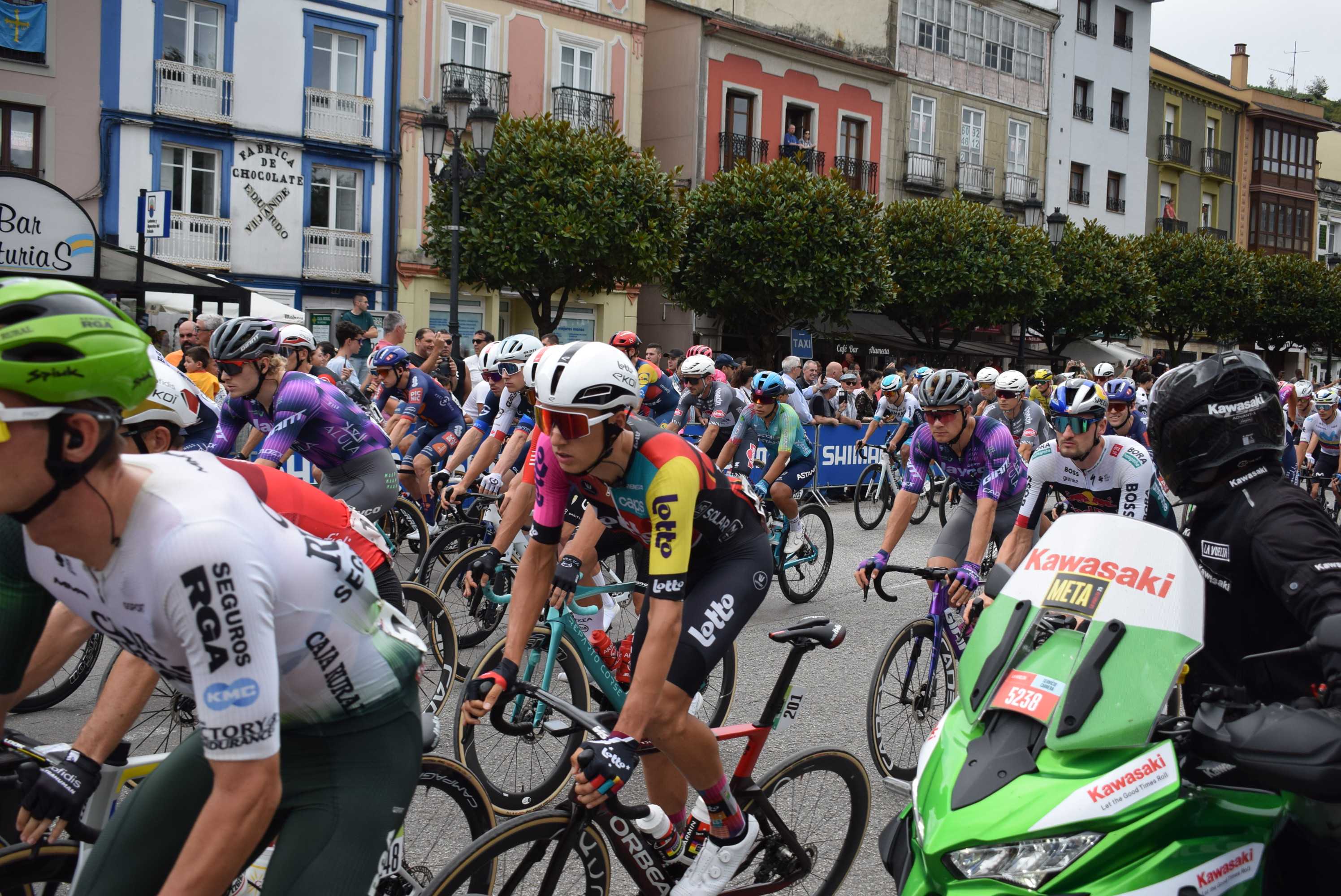 Asturias vivió el gran espectáculo de la Vuelta a España