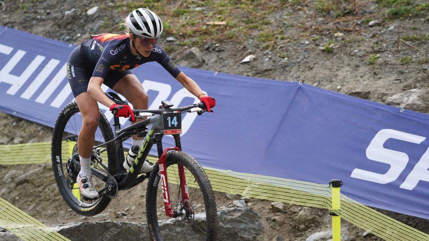 Marta-Cano-11-en-el-Campeonato-del-Mundo-de-Short-Track-Sub23