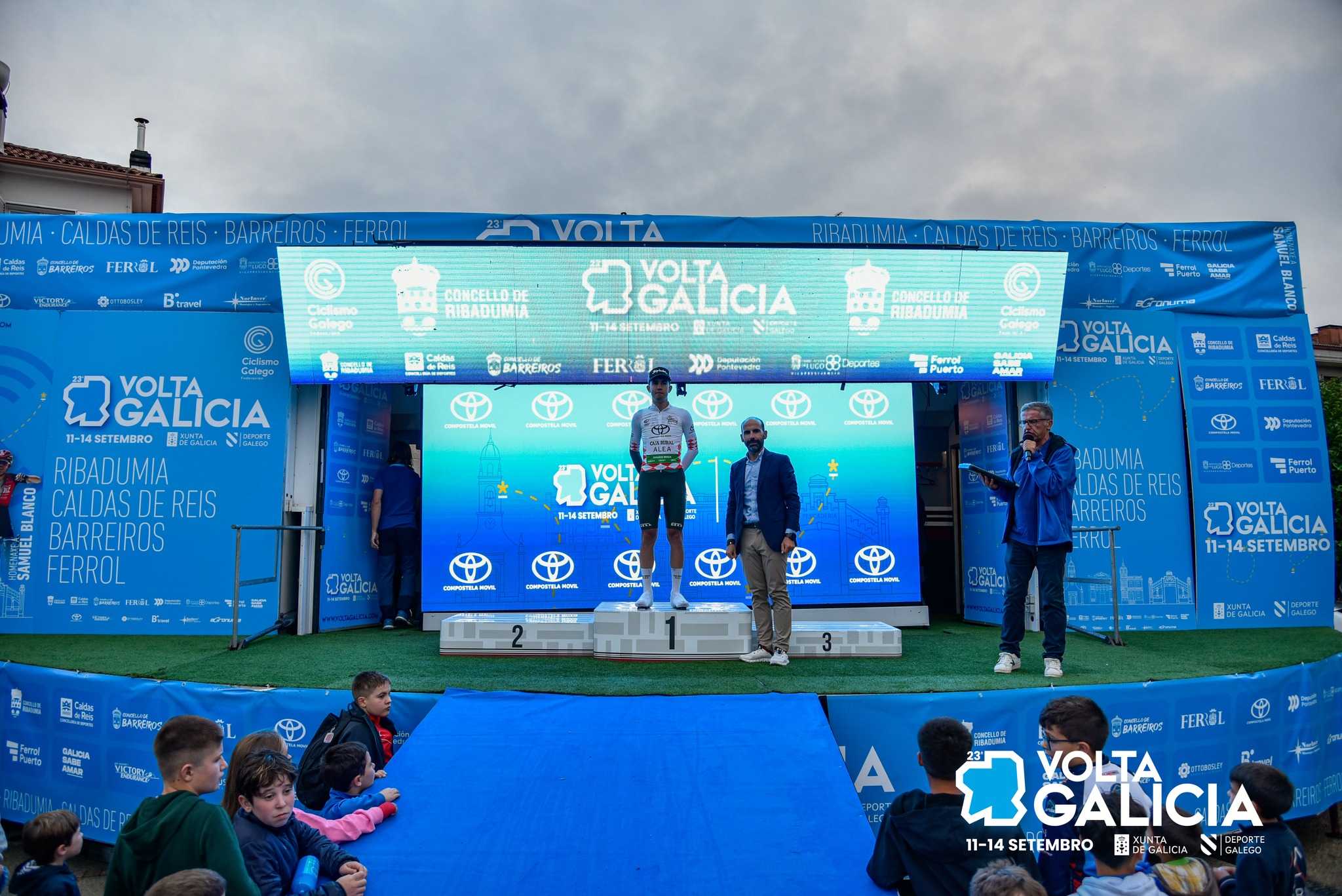 Caja Rural – Alea asina unha tripla na contra o reloxo   inaugural da Volta a Galicia en Ribadumia