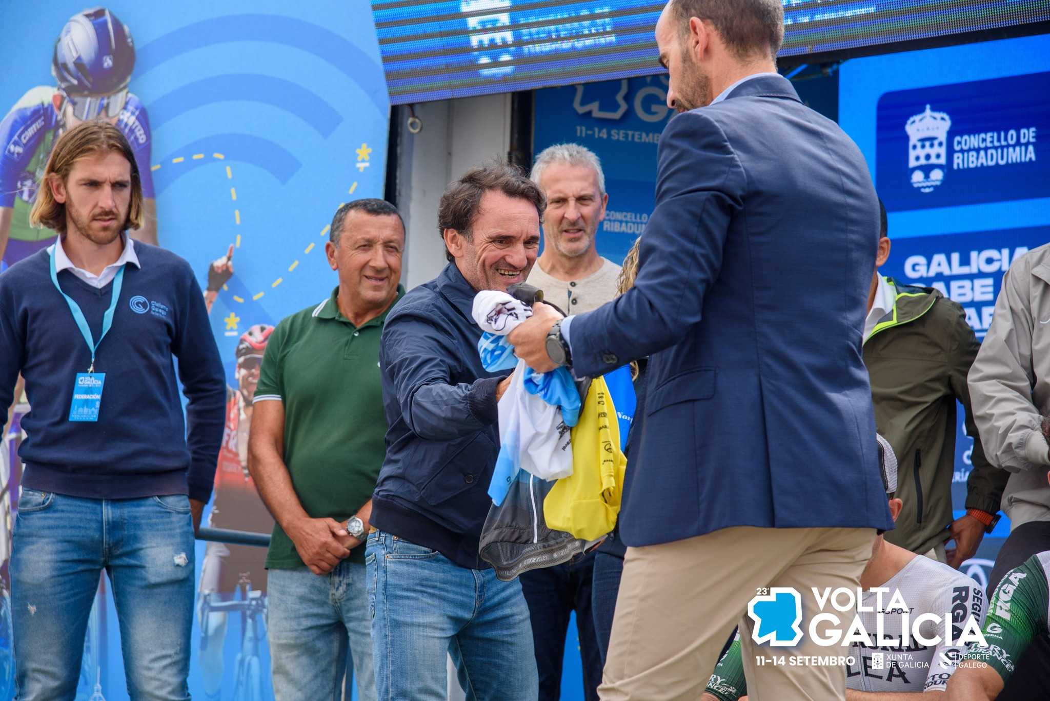 Maksym Bilyi adxudícase a Volta a Galicia nun final de infarto en Ferrol