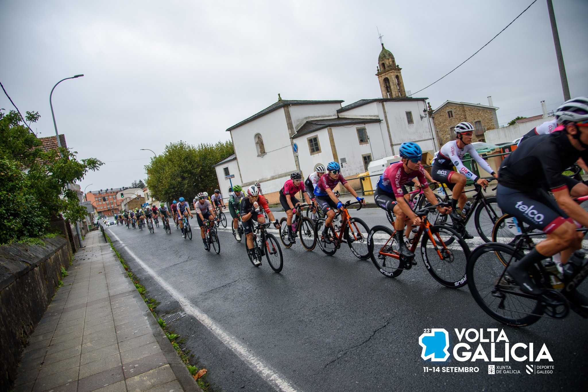 Maksym Bilyi adxudícase a Volta a Galicia nun final de infarto en Ferrol