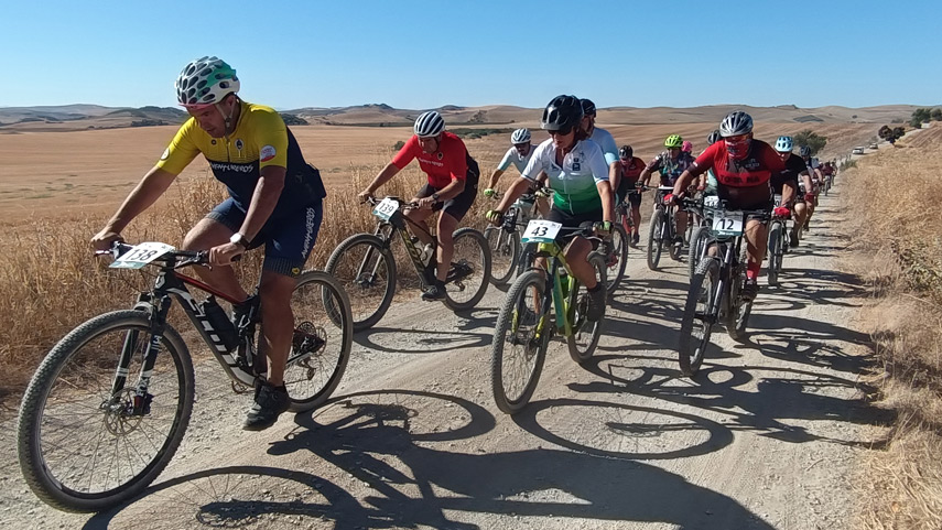 Exitosa-cita-en-El-Coronil-para-las-Marchas-Cicloturistas-Diputacion-de-Sevilla-