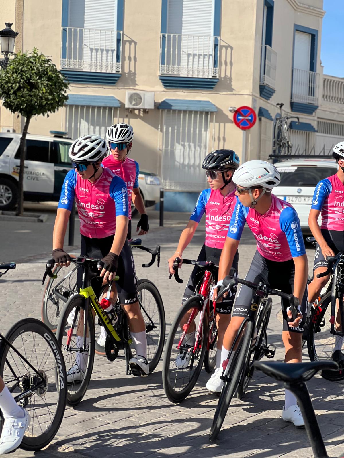 RAÚL CINTAS GANA LA CHALLENGE VUELTA CICLISTA A EXTREMADURA CADETE 2025