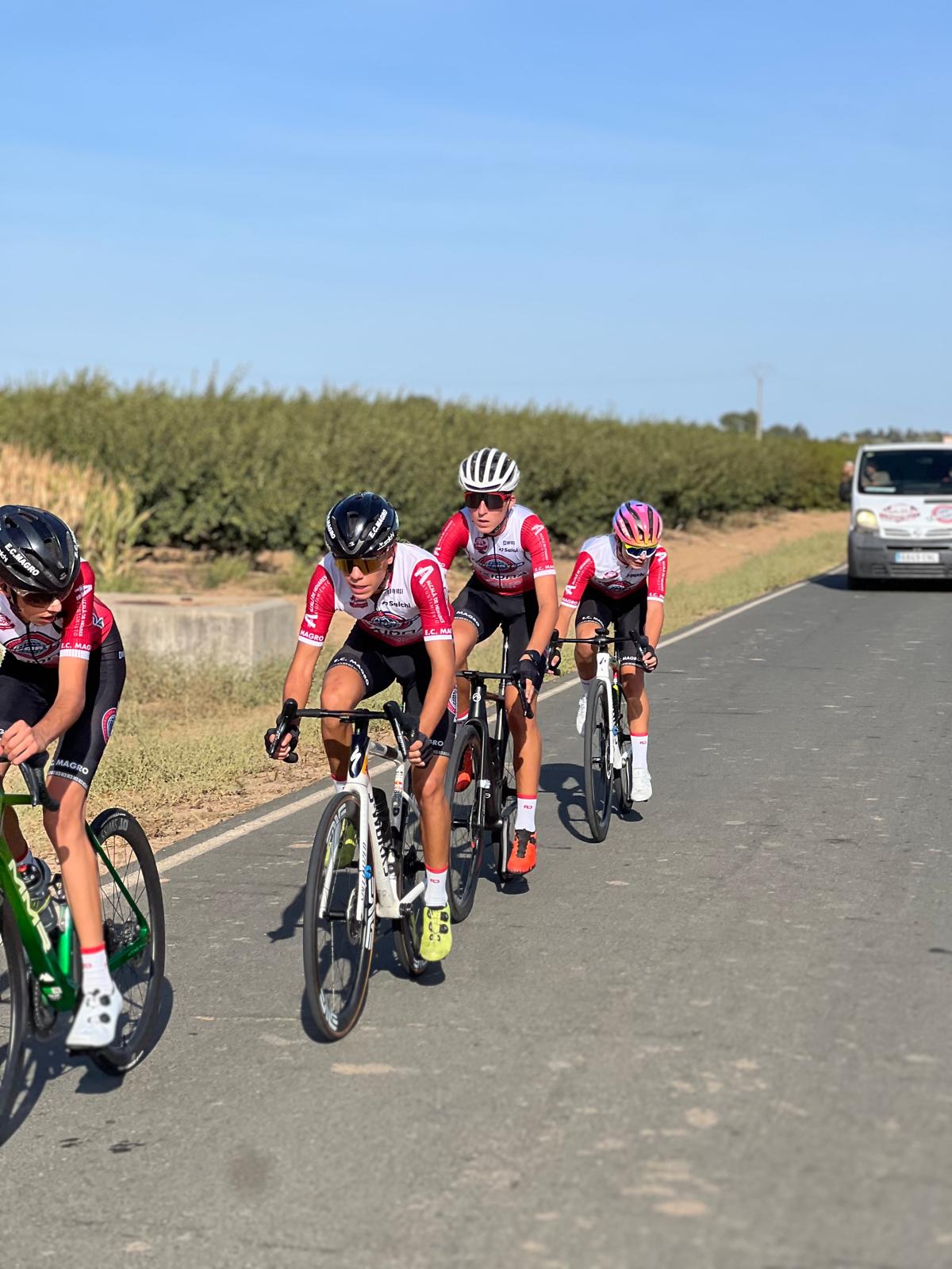 RAÚL CINTAS GANA LA CHALLENGE VUELTA CICLISTA A EXTREMADURA CADETE 2025