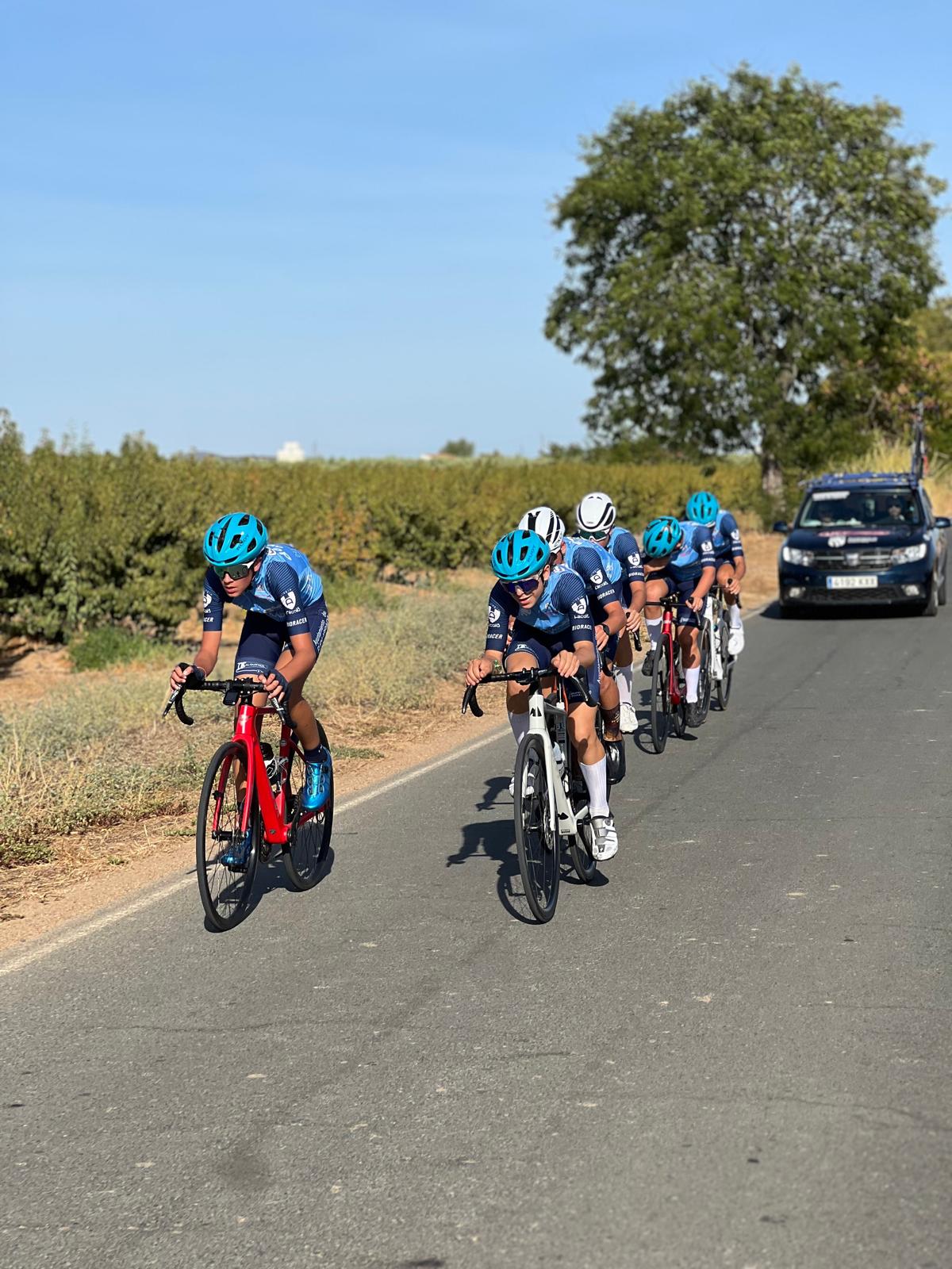 RAÚL CINTAS GANA LA CHALLENGE VUELTA CICLISTA A EXTREMADURA CADETE 2025