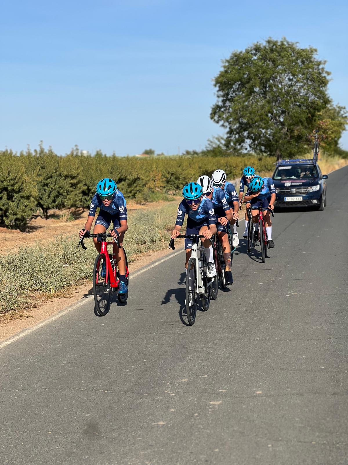 RAÚL CINTAS GANA LA CHALLENGE VUELTA CICLISTA A EXTREMADURA CADETE 2025
