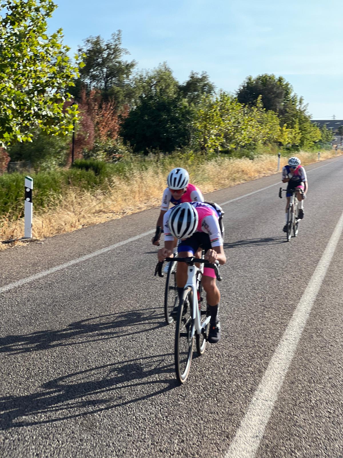 RAÚL CINTAS GANA LA CHALLENGE VUELTA CICLISTA A EXTREMADURA CADETE 2025
