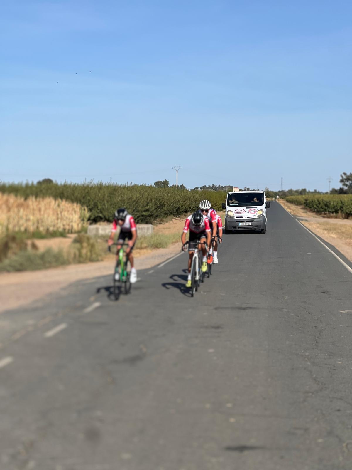 RAÚL CINTAS GANA LA CHALLENGE VUELTA CICLISTA A EXTREMADURA CADETE 2025