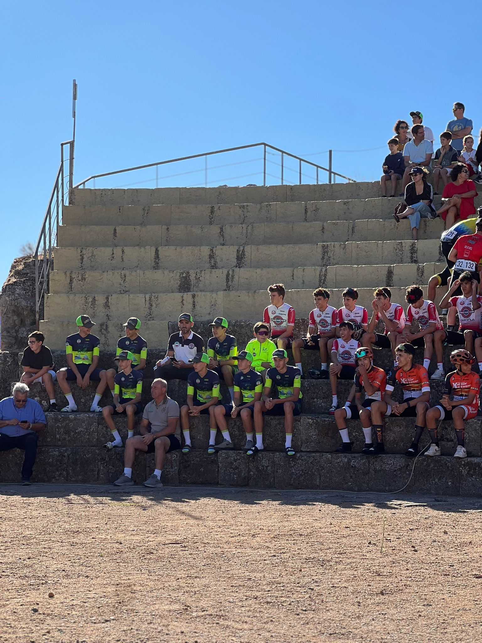 RAÚL CINTAS GANA LA CHALLENGE VUELTA CICLISTA A EXTREMADURA CADETE 2025
