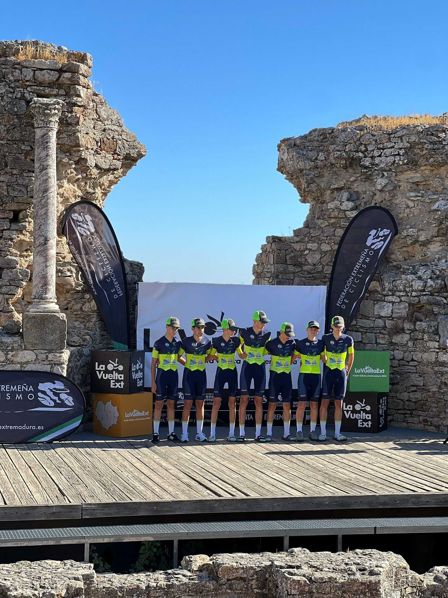 RAÚL CINTAS GANA LA CHALLENGE VUELTA CICLISTA A EXTREMADURA CADETE 2025