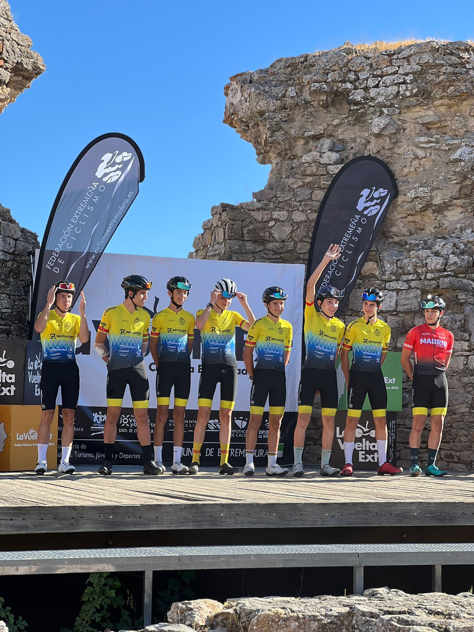 RAÚL CINTAS GANA LA CHALLENGE VUELTA CICLISTA A EXTREMADURA CADETE 2025