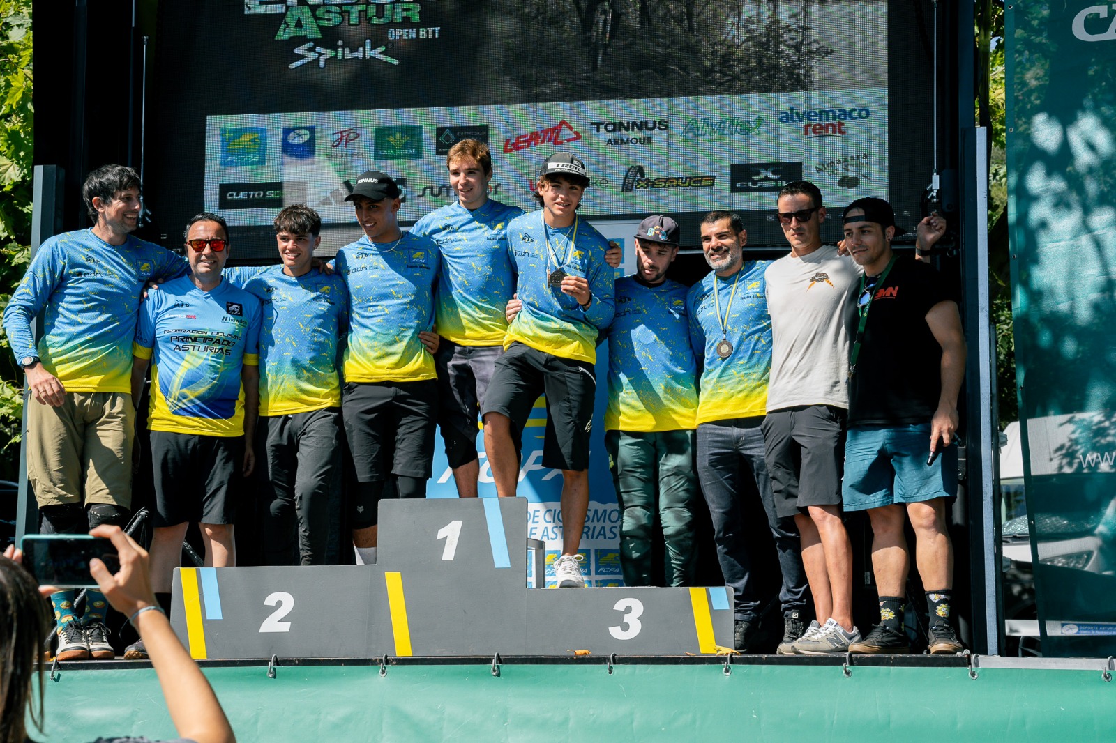 Diego Menéndez domina en el Monte Naranco y se lleva la victoria absoluta en el Open EndurAstur Spiuk – Campeonato de Asturias 2025