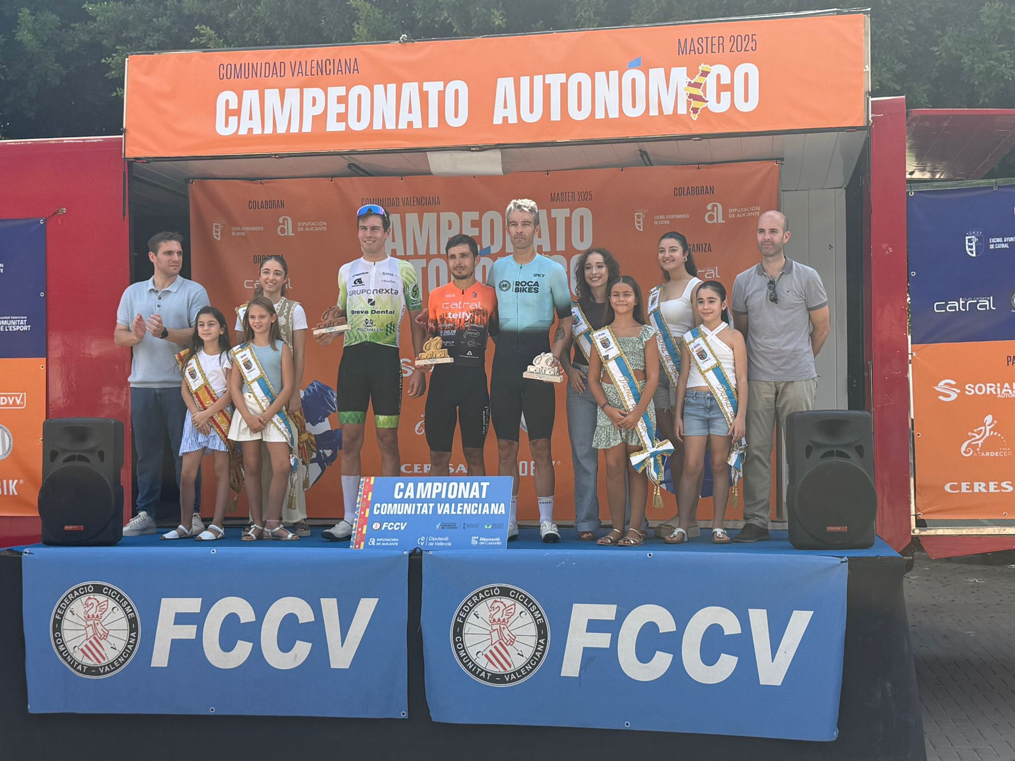 Catral corona a los nuevos Campeones Autonómicos de Ruta en categoría Máster