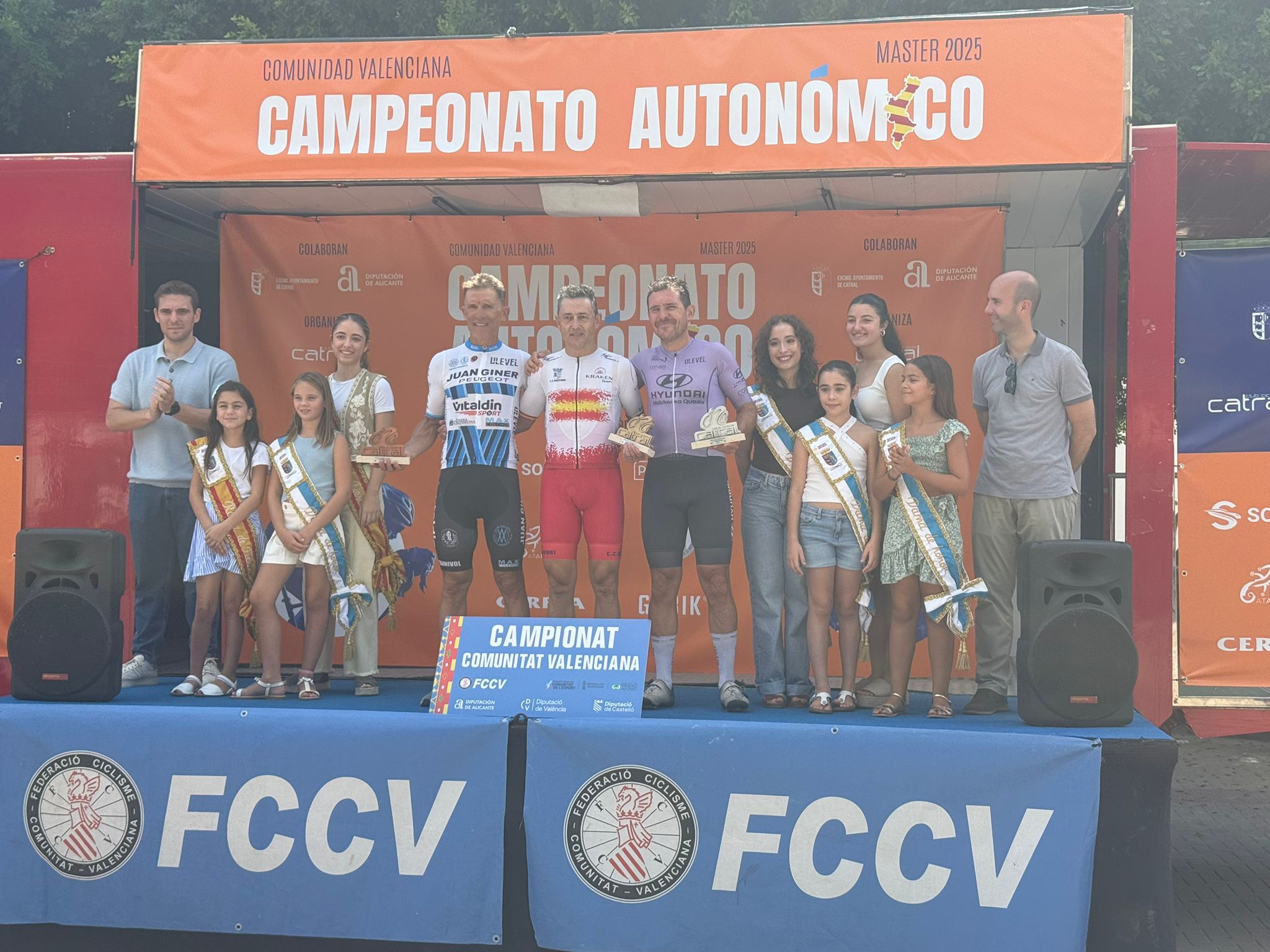 Catral corona a los nuevos Campeones Autonómicos de Ruta en categoría Máster